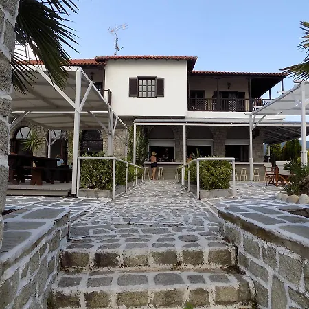 To Kastro Guest house Neos Marmaras