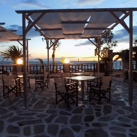 To Kastro Guest house Neos Marmaras