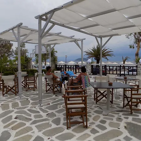 To Kastro Guest house Neos Marmaras