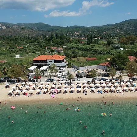 To Kastro 3* Neos Marmaras